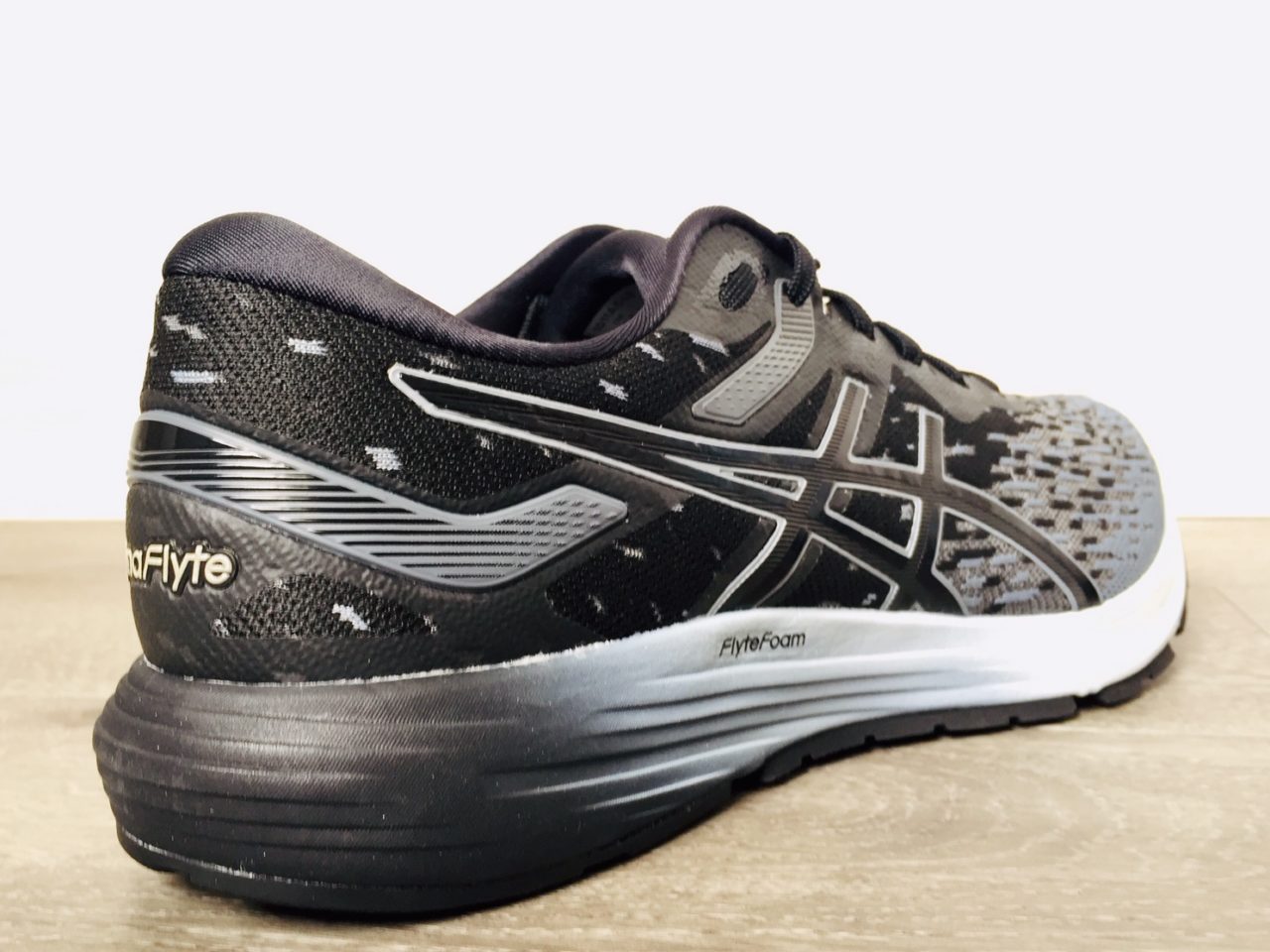 asics dynaflyte amazon